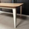 Table comtesse plaquage bois chêne pieds acier ivoire