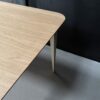 Table comtesse plaquage bois chêne pieds acier ivoire