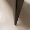 Table à manger Comtesse Dekton Entzo pieds en acier couleur bronze
