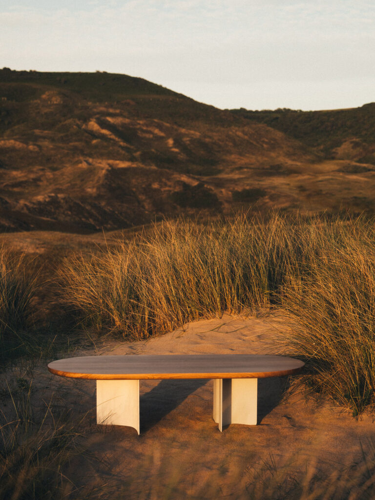 table basse Corolle acier et bois massif